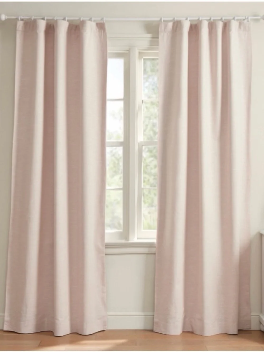 NWOT Pottery Barn Kids Evelyn Linen Blackout Curtain
